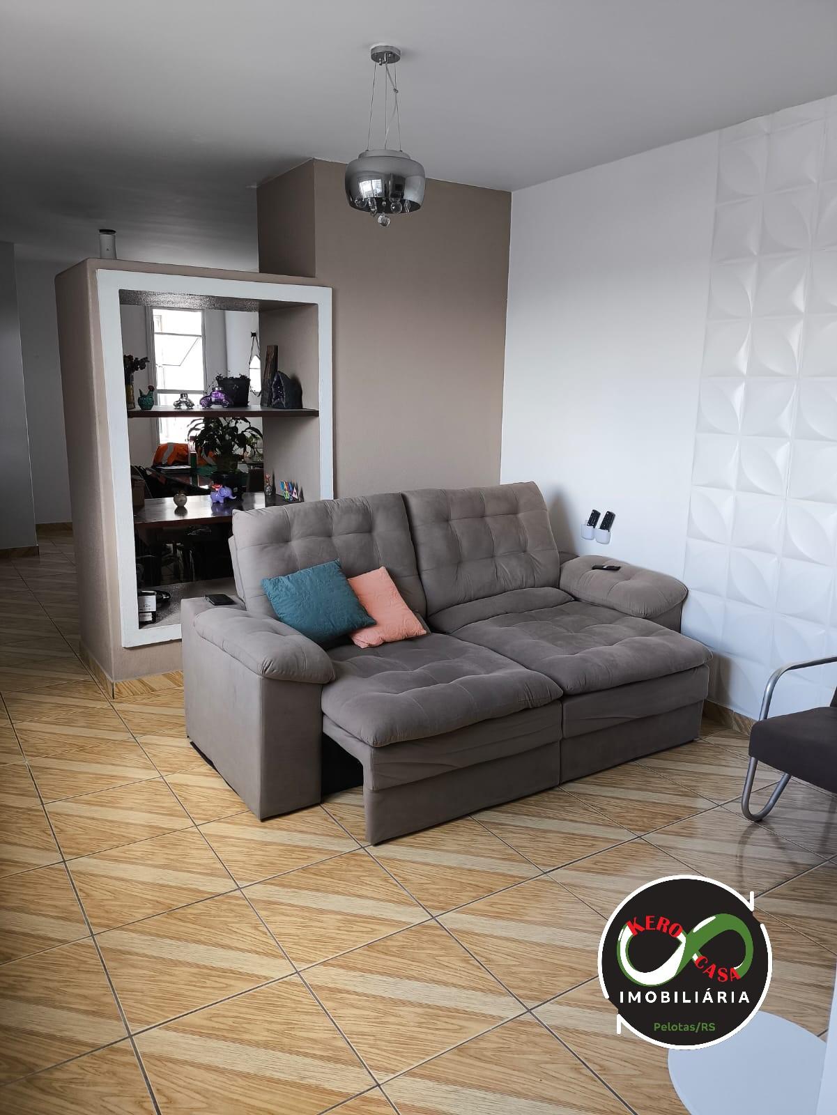 Apartamento à venda, dois dormitórios amplos, Centro, PELOTAS - RS