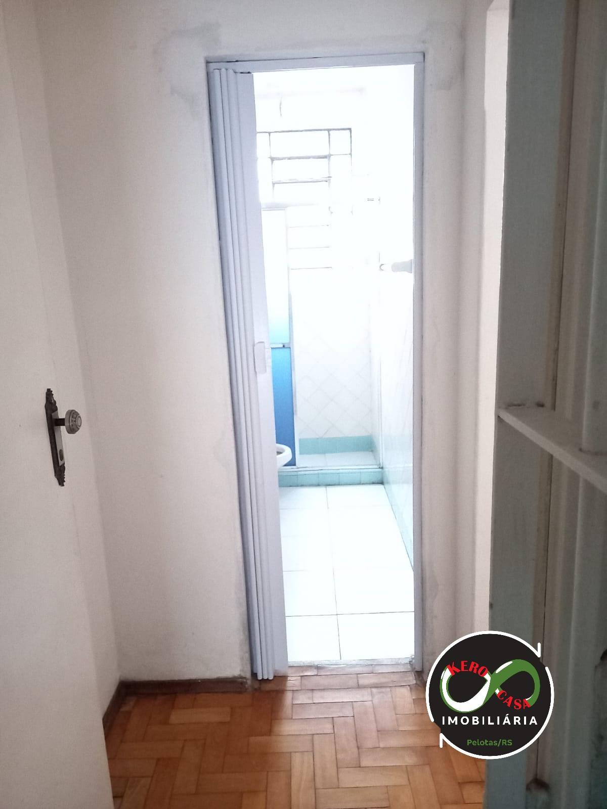 Apartamento à venda, dois dormitórios, Centro, PELOTAS - RS