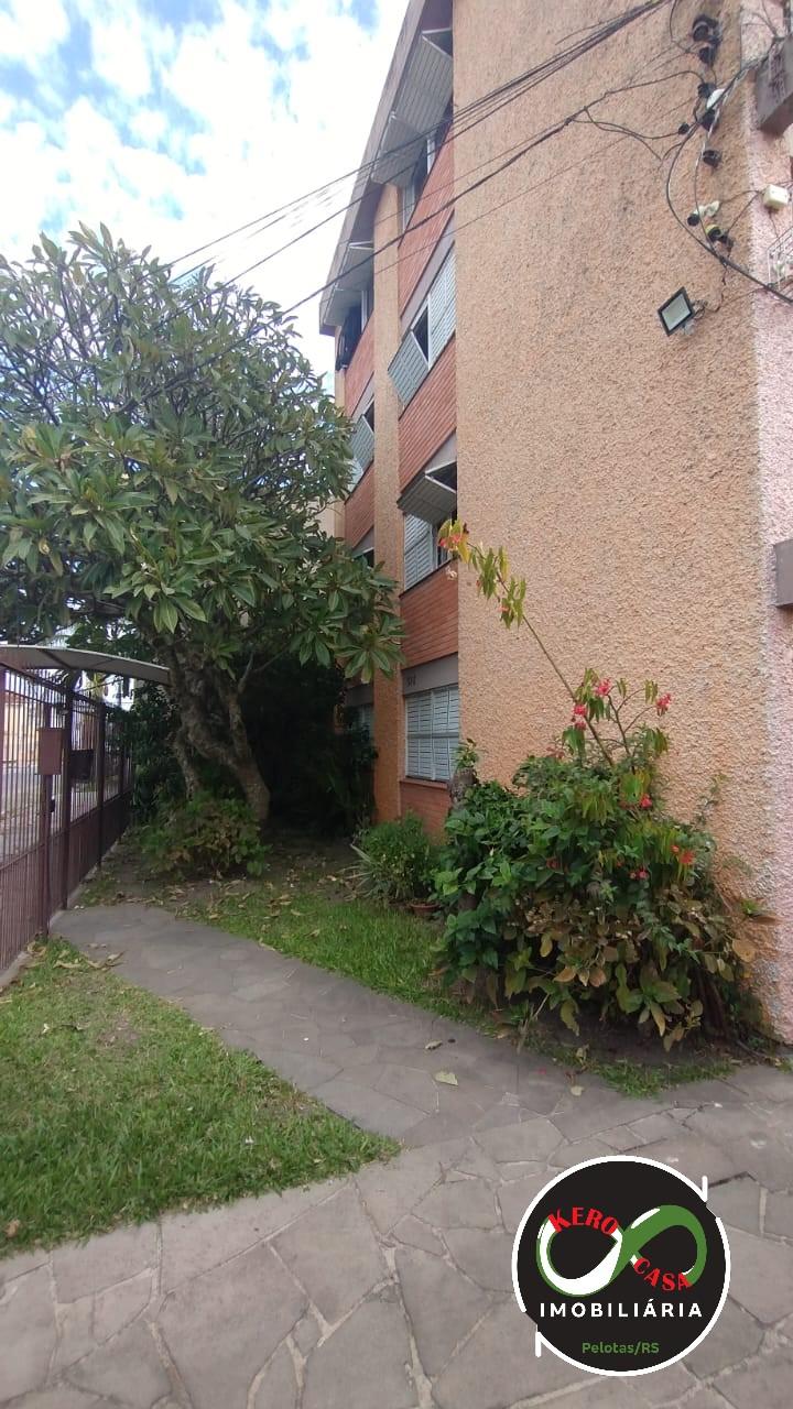 Apartamento mobiliado à venda, um dormitório, Centro, PELOTAS - RS