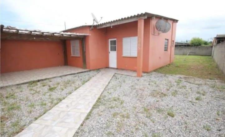 Vende-se ótimo imóvel com dois dormitórios no bairro Toussant Lindóia