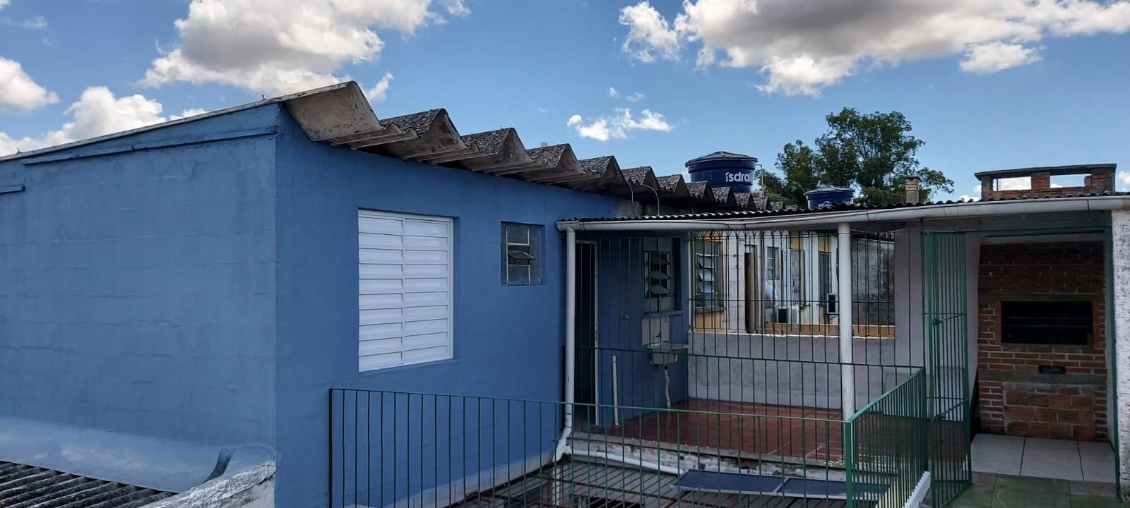 Vende-se apartamento original da Cohab Lindóia, segundo piso, reformado