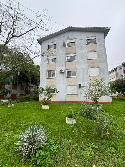 Vende-se um ótimo AP o imóvel conta com três dormitórios, perto da FAMED