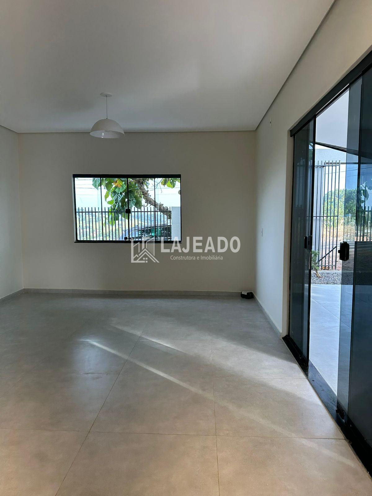 VENDE-SE CASA,  NOSSA SENHORA DE LOURDES, DOIS VIZINHOS - PR