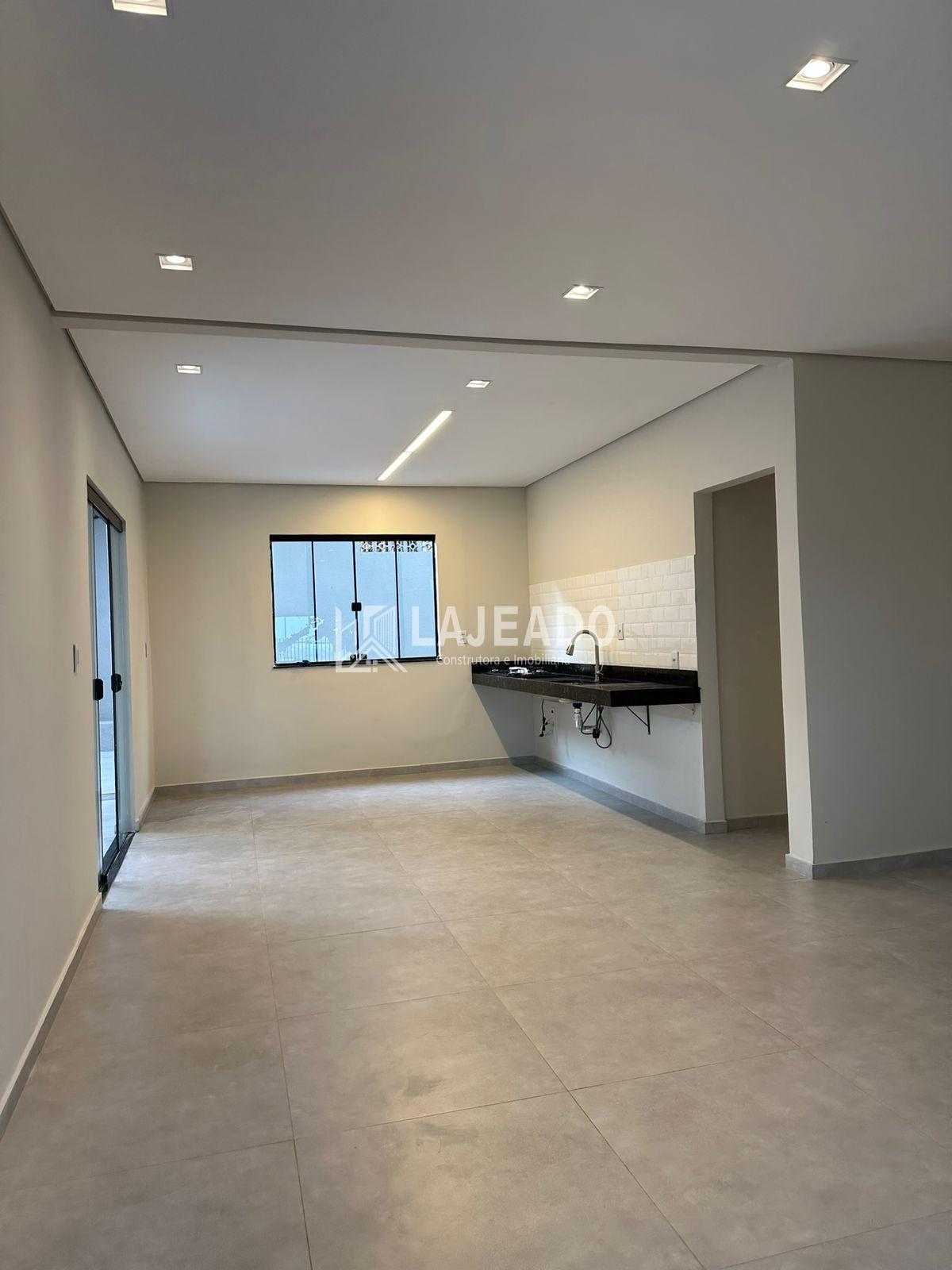 VENDE-SE CASA,  NOSSA SENHORA DE LOURDES, DOIS VIZINHOS - PR