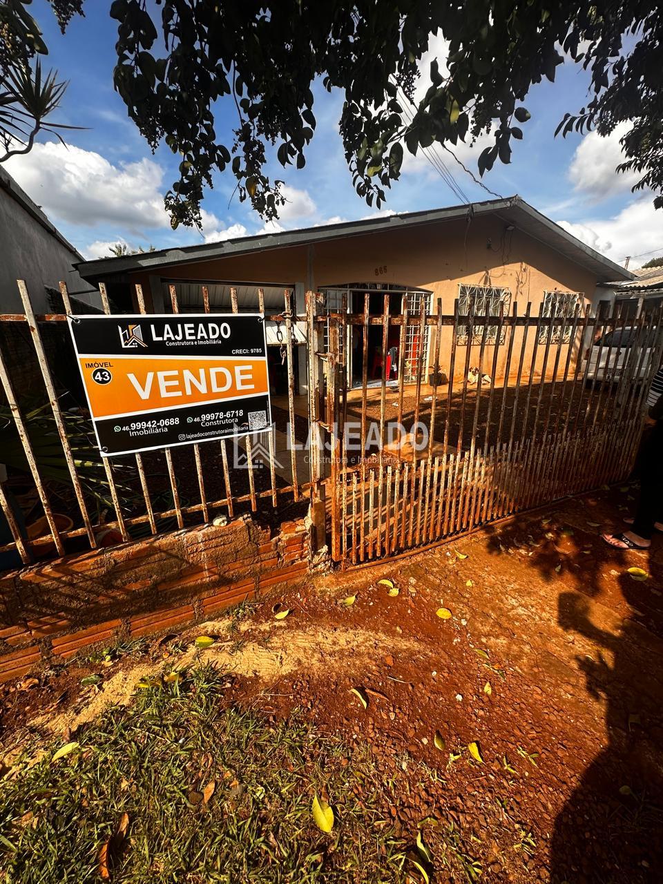 VENDE-SE LOTE, BAIRRO SAGRADA FAMILIA, DOIS VIZINHOS - PR