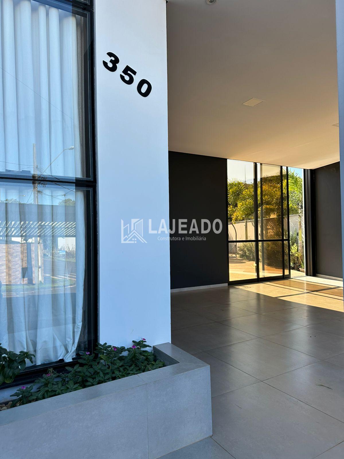 VENDE-SE SOBRADO DE ALTO PADRÃO NO BAIRRO SÃO FRANCISCO XAVIER