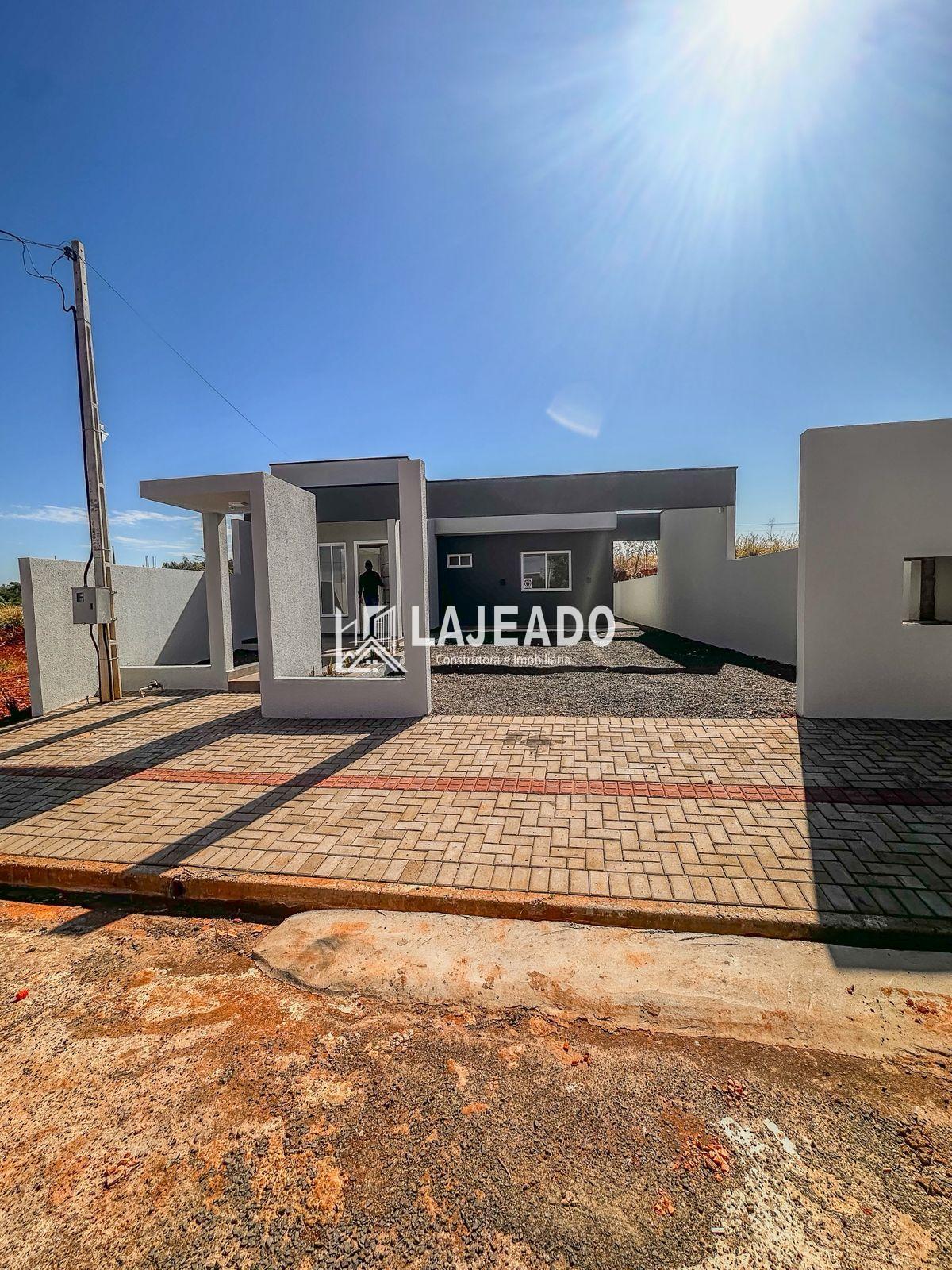 VENDE-SE OU ALUGA-SE CASA , NOSSA SENHORA DE LOURDES, DOIS VIZ...