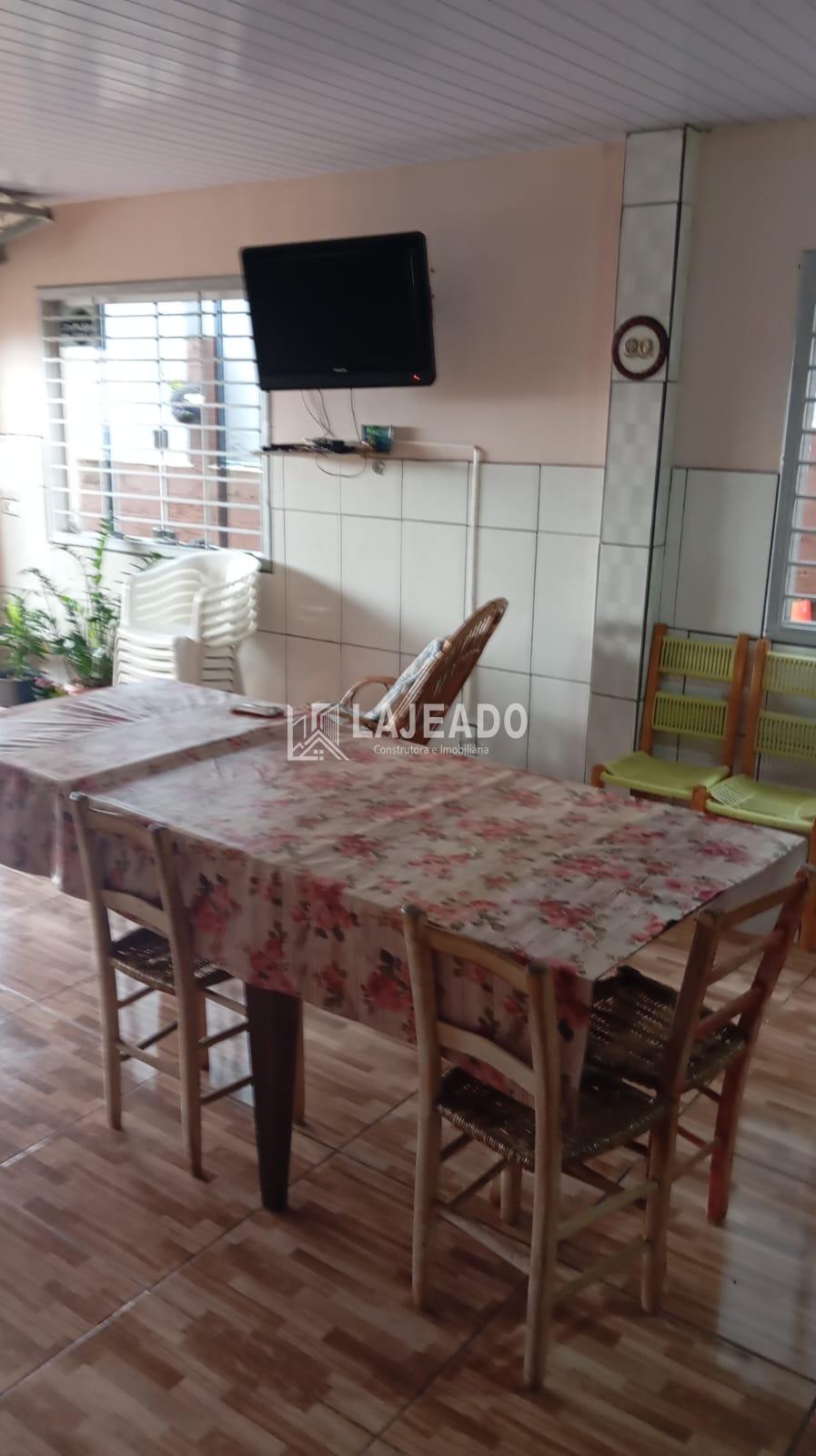 VENDE-SE CASA, BAIRRO DA LUZ, DOIS VIZINHOS - PR