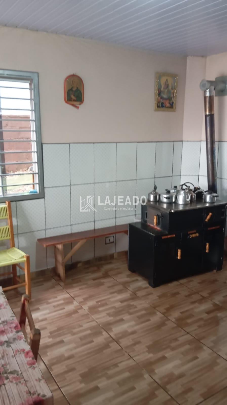 VENDE-SE CASA, BAIRRO DA LUZ, DOIS VIZINHOS - PR