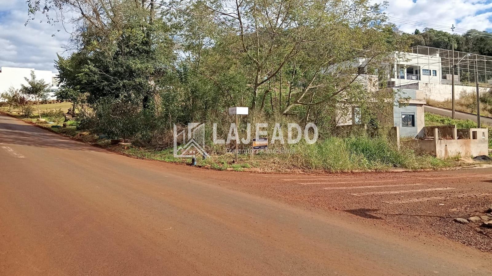 VENDE-SE LOTE DE ESQUINA, ALTO DA ZACARIAS, DOIS VIZINHOS - PR