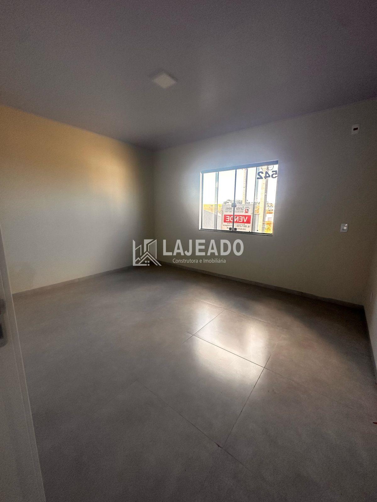 VENDE-SE CASA NO LOTEAMENTO PRIMAVERA, DOIS VIZINHOS - PR