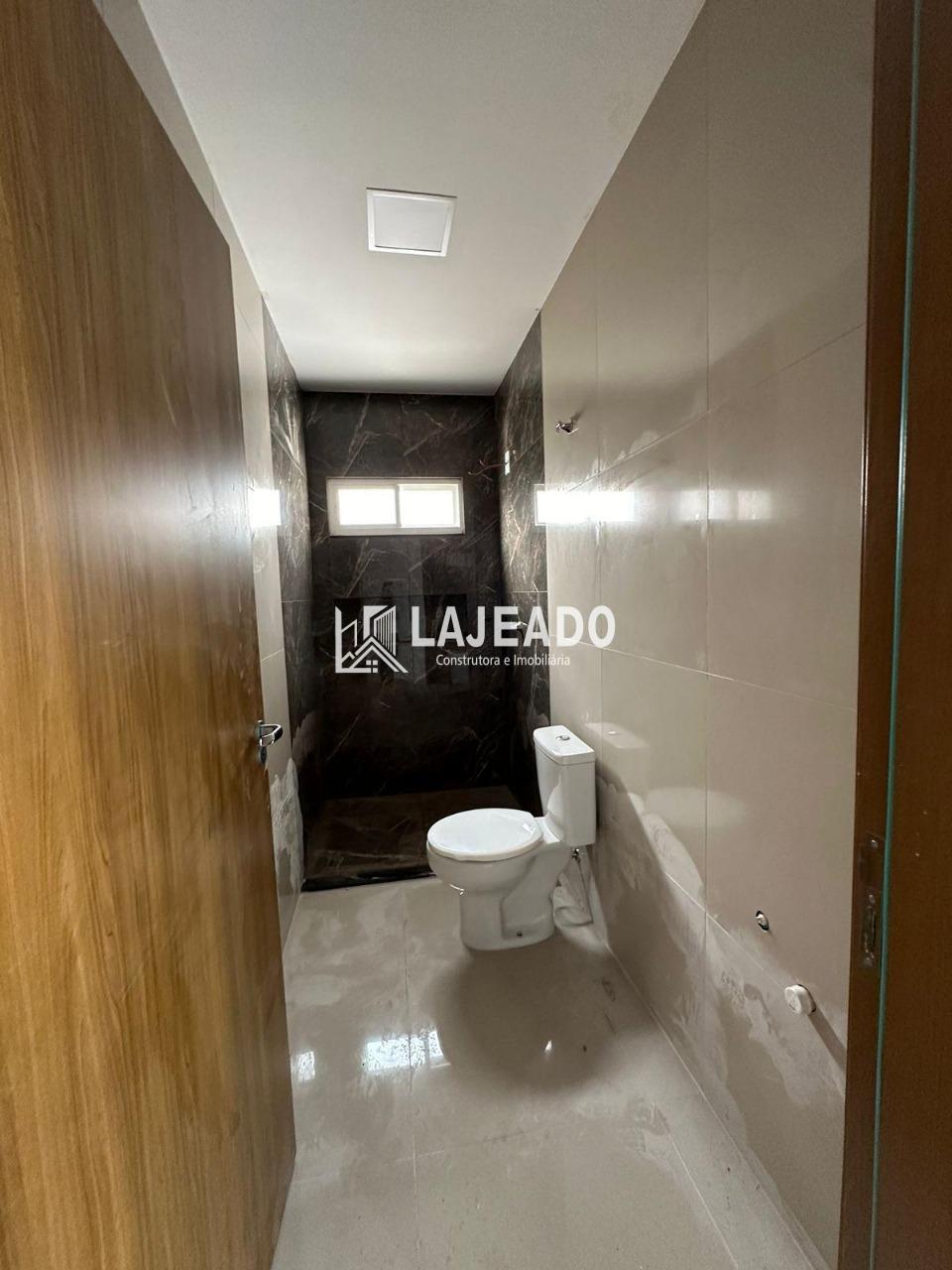 VENDE-SE CASA, LOTEAMENTO MORADA NOVA - DOIS VIZINHOS