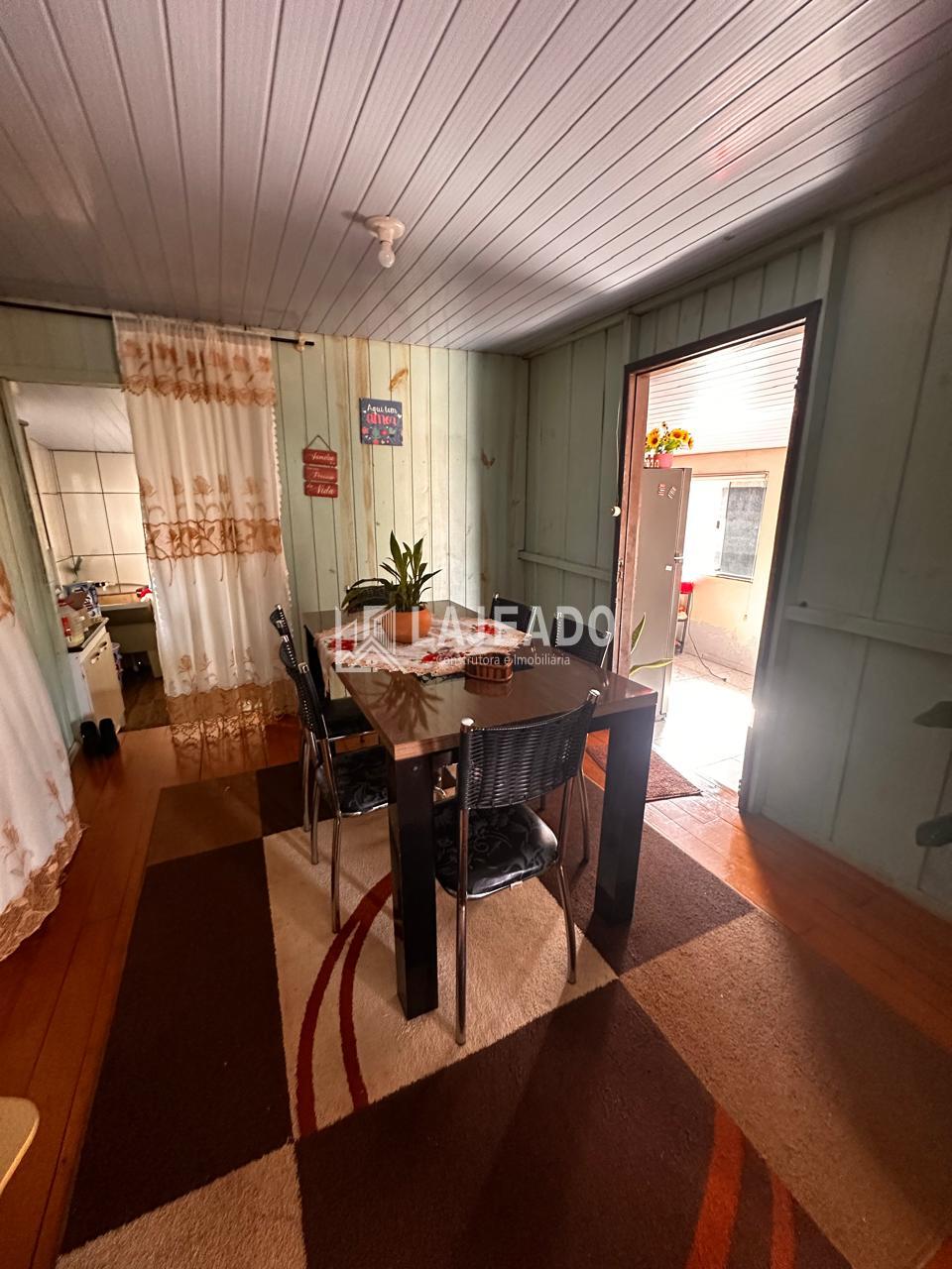 VENDE-SE DUAS CASAS NO MESMO TERRENO, NOSSA SENHORA APARECIDA,...