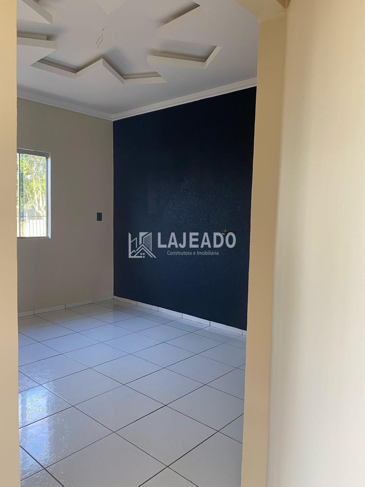 VENDE-SE CASA , LOCALIZADA NO BAIRRO SANTA LUZIA, DOIS VIZINHO...