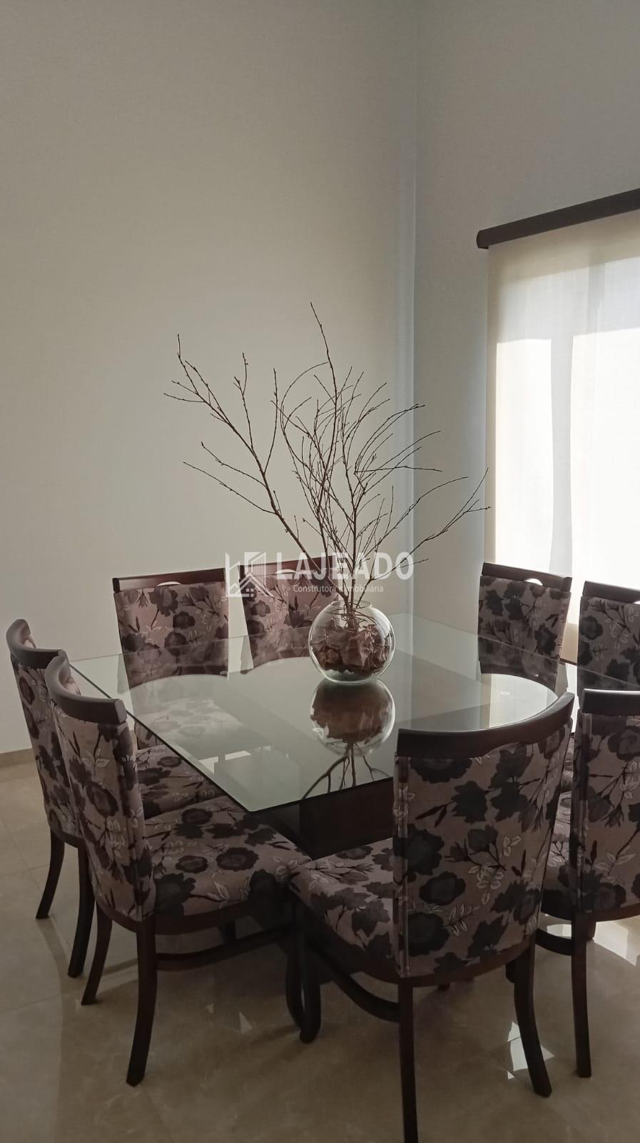 VENDE-SE CASA , BAIRRO DA LUZ, DOIS VIZINHOS - PR