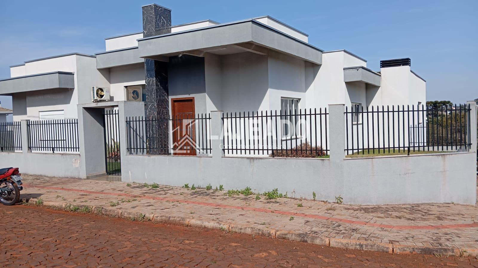 VENDE-SE CASA , BAIRRO DA LUZ, DOIS VIZINHOS - PR