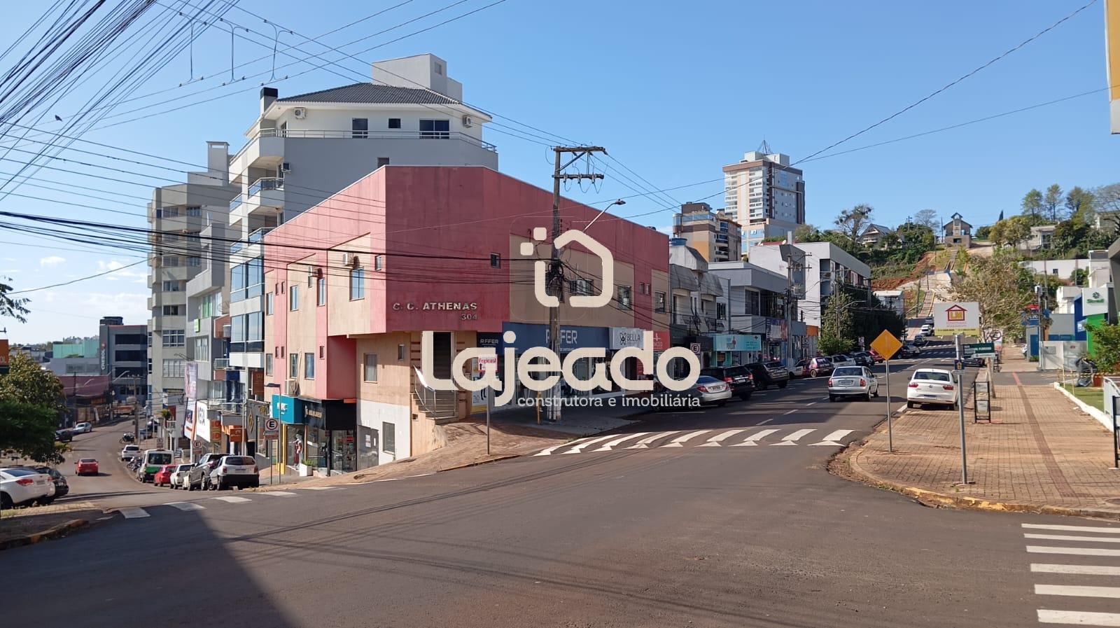 VENDE-SE OU ALUGA SALA COMERCIAL NO CENTRO DE DOIS VIZINHOS - PR