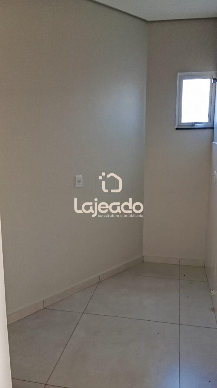 VENDE-SE CASA , LOTEAMENTO  ECO VILLE, DOIS VIZINHOS - PR