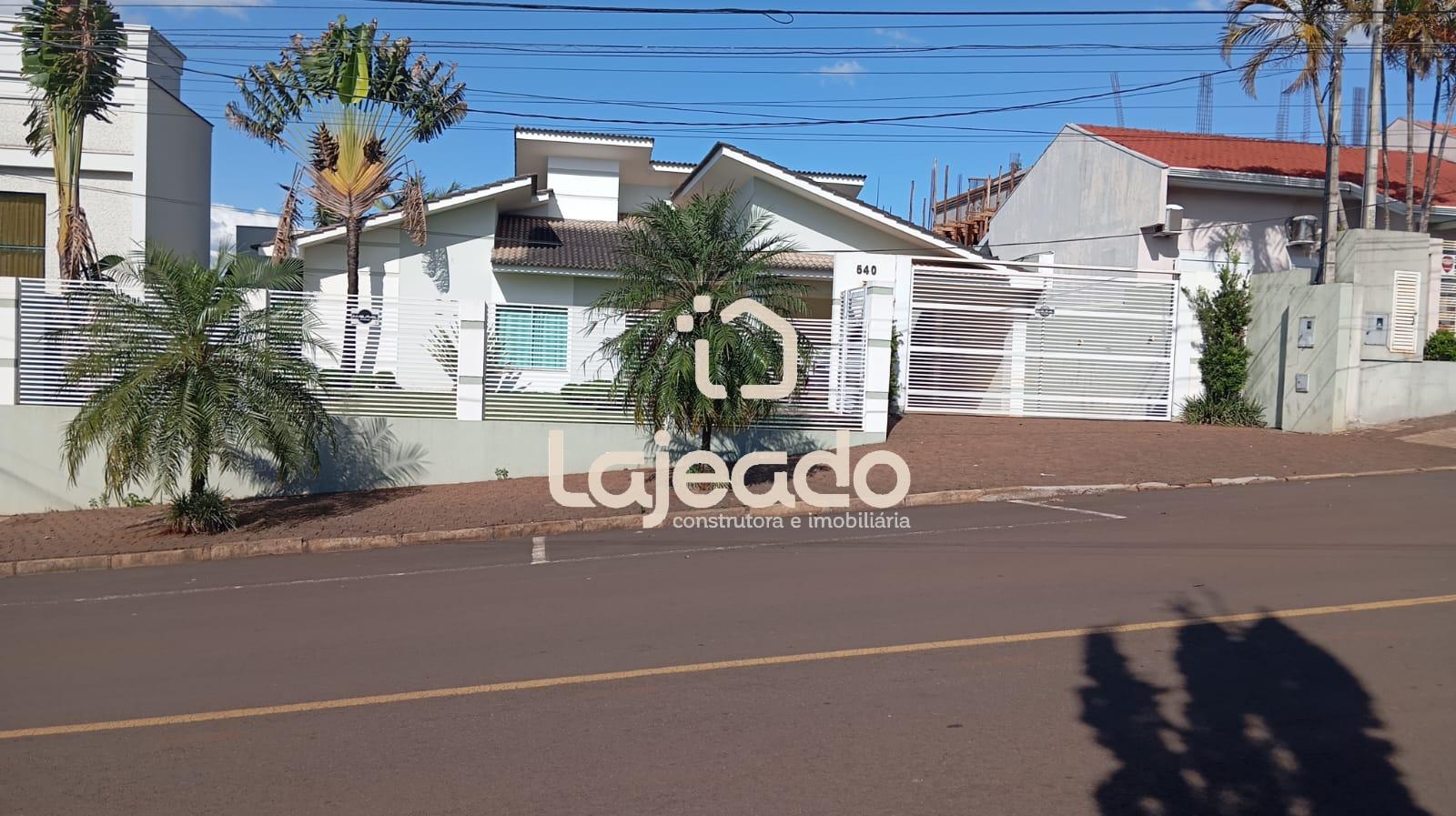 VENDE-SE RESIDÊNCIA, ALTO DA COLINA, DOIS VIZINHOS - PR