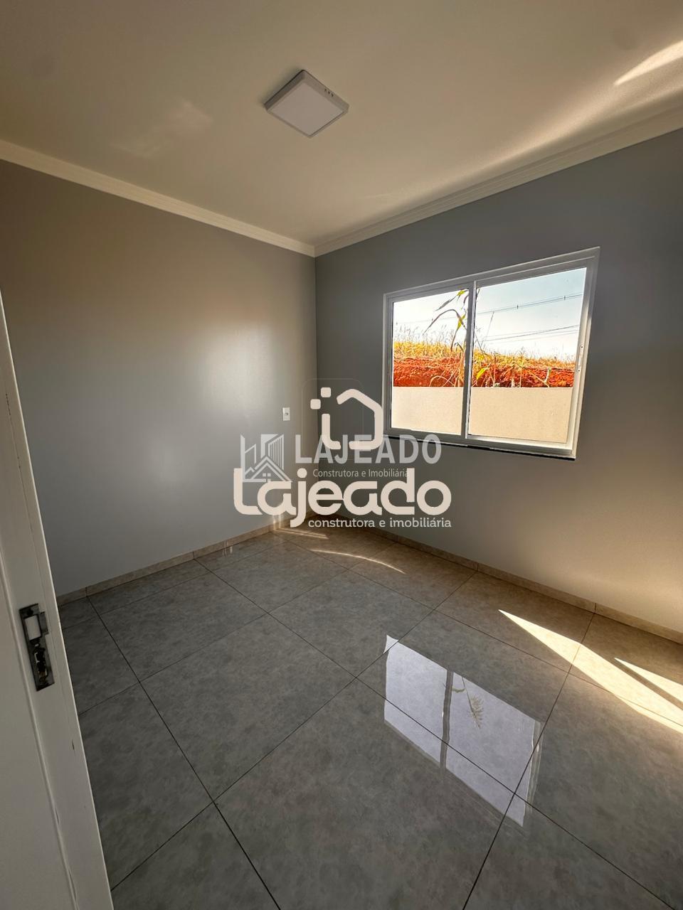 VENDE-SE OU ALUGA-SE CASA , NOSSA SENHORA DE LOURDES, DOIS VIZ...