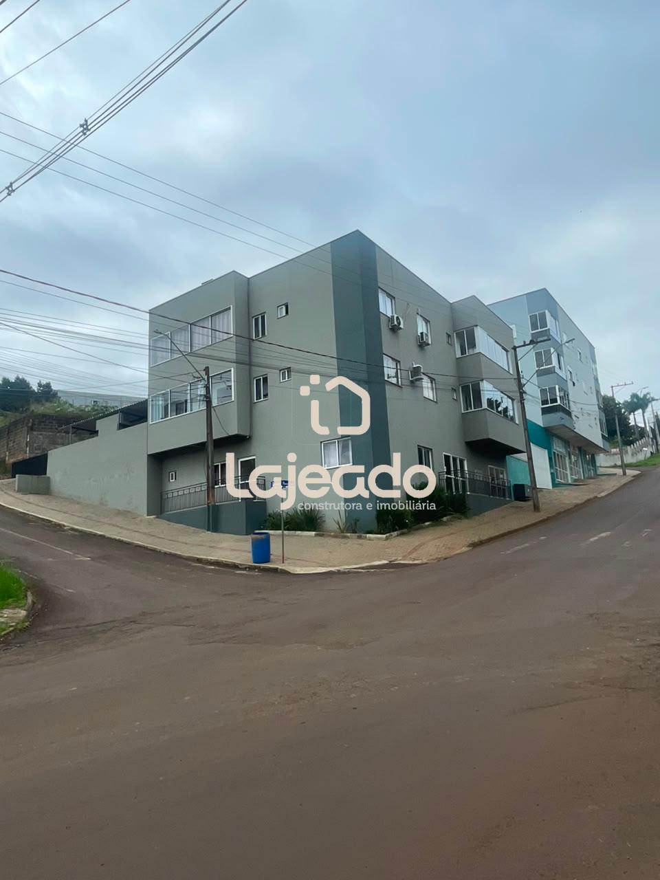 VENDE-SE APARTAMENTO AREJADO, COM ÓTIMA ILUMINAÇÃO NATURAL NO ...