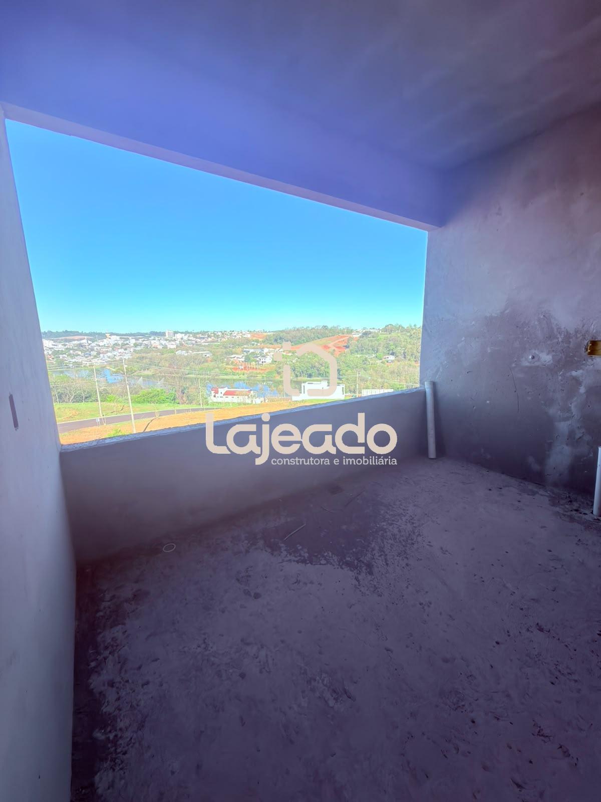 VENDE-SE CASA INACABADA COM LAJE - DOIS VIZINHOS - PR