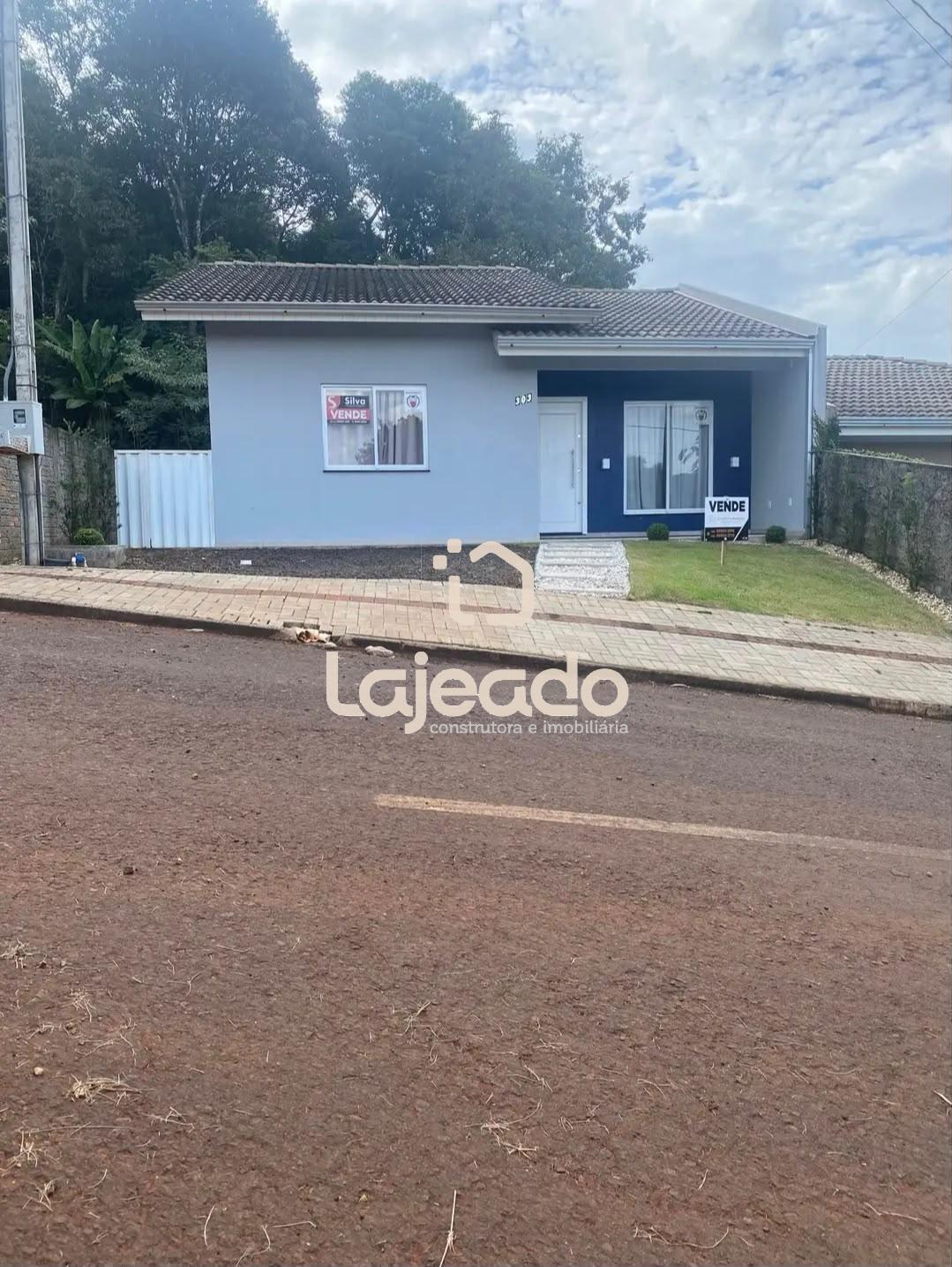 VENDE-SE CASA NO BAIRRO DAS TORRES EM DOIS VIZINHOS - PR