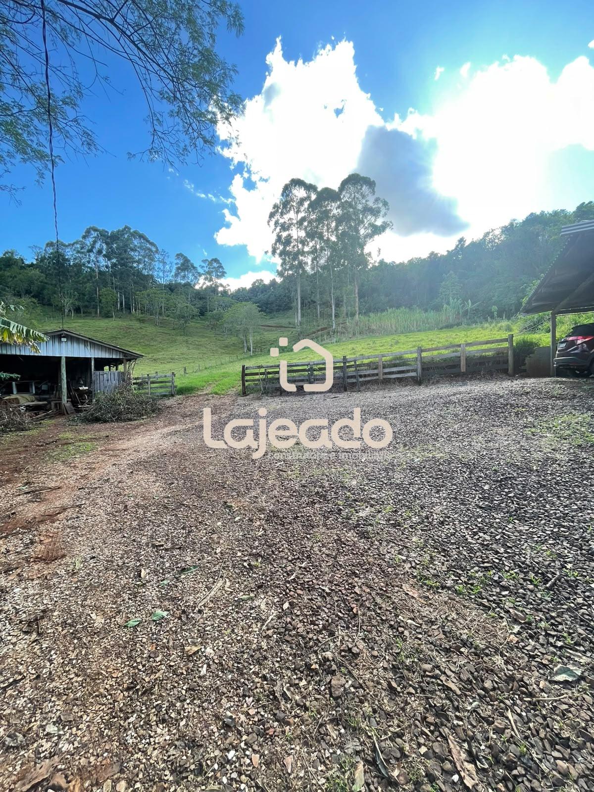 SITÍO A VENDA EM DOIS VIZINHOS - PR HÁ 10 MINUTOS DO CENTRO