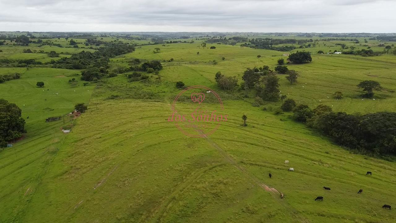 SITIO COM NOVE ALQUERES SENDO 115.000.00 CADA ALQUEIRE  2KM DA...