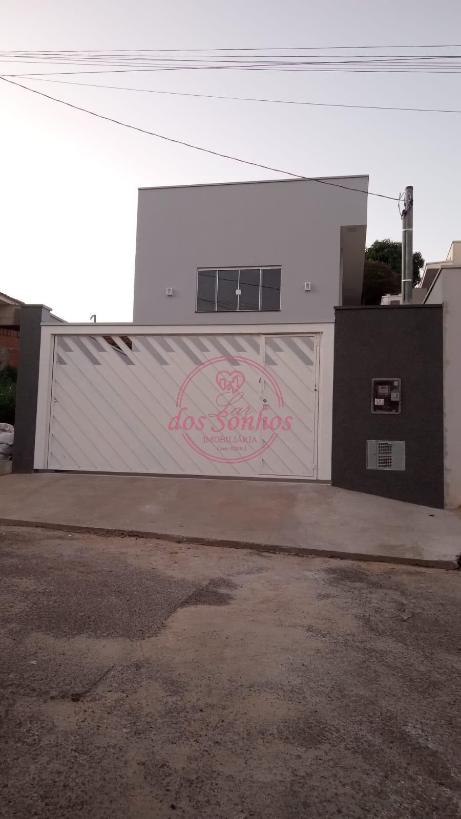 CASA LINDA E NOVA  ÁLVARES MACHADO - SP