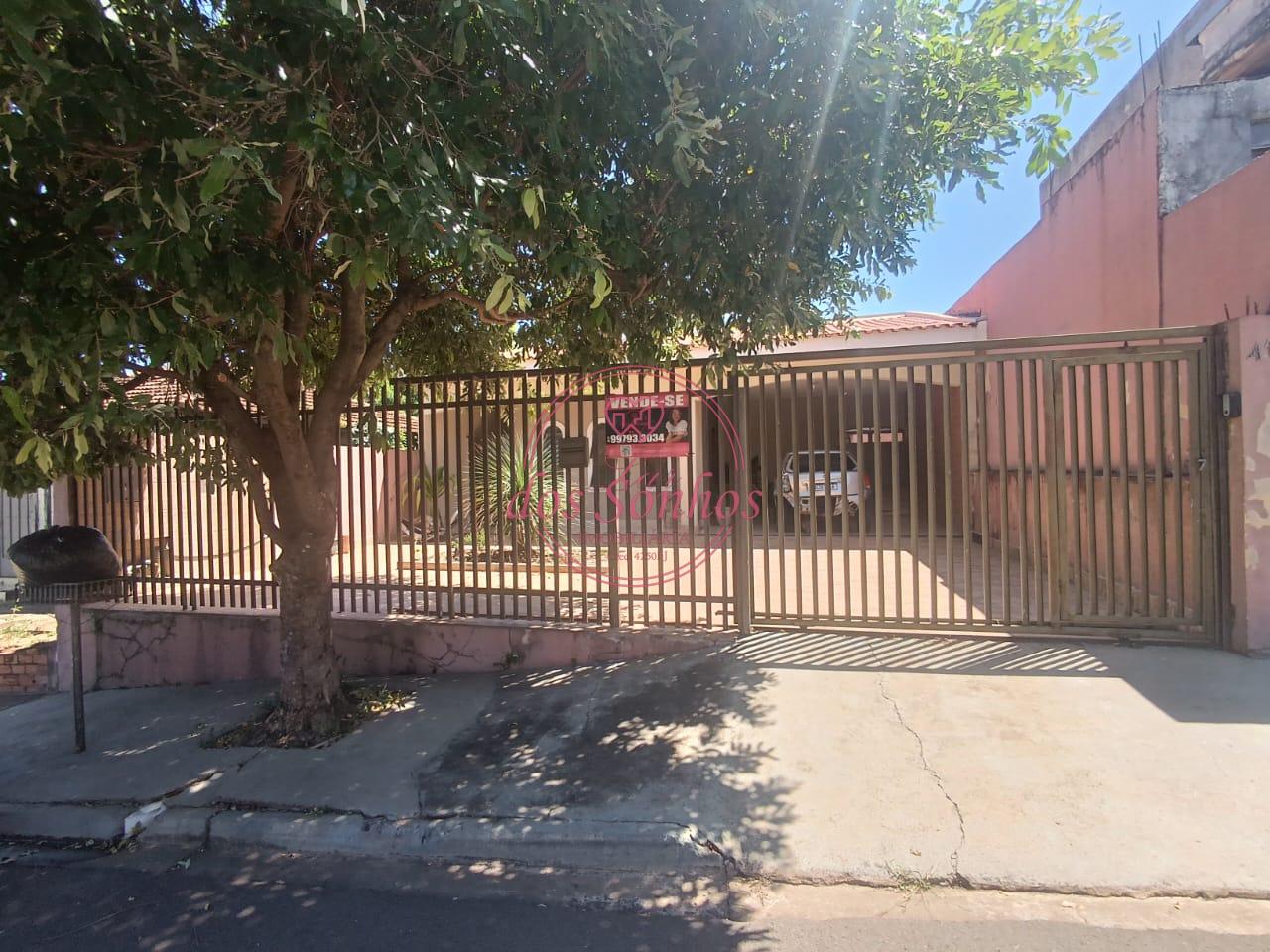 CASA A VENDA VILA  ANGELICA, ACEITA CARRO NA PERMUTA ATE 50MIL...