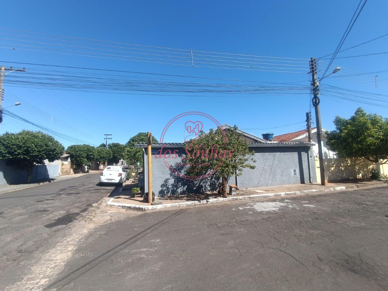 Casa à venda com ótima localização em OSVALDO CRUZ - SP