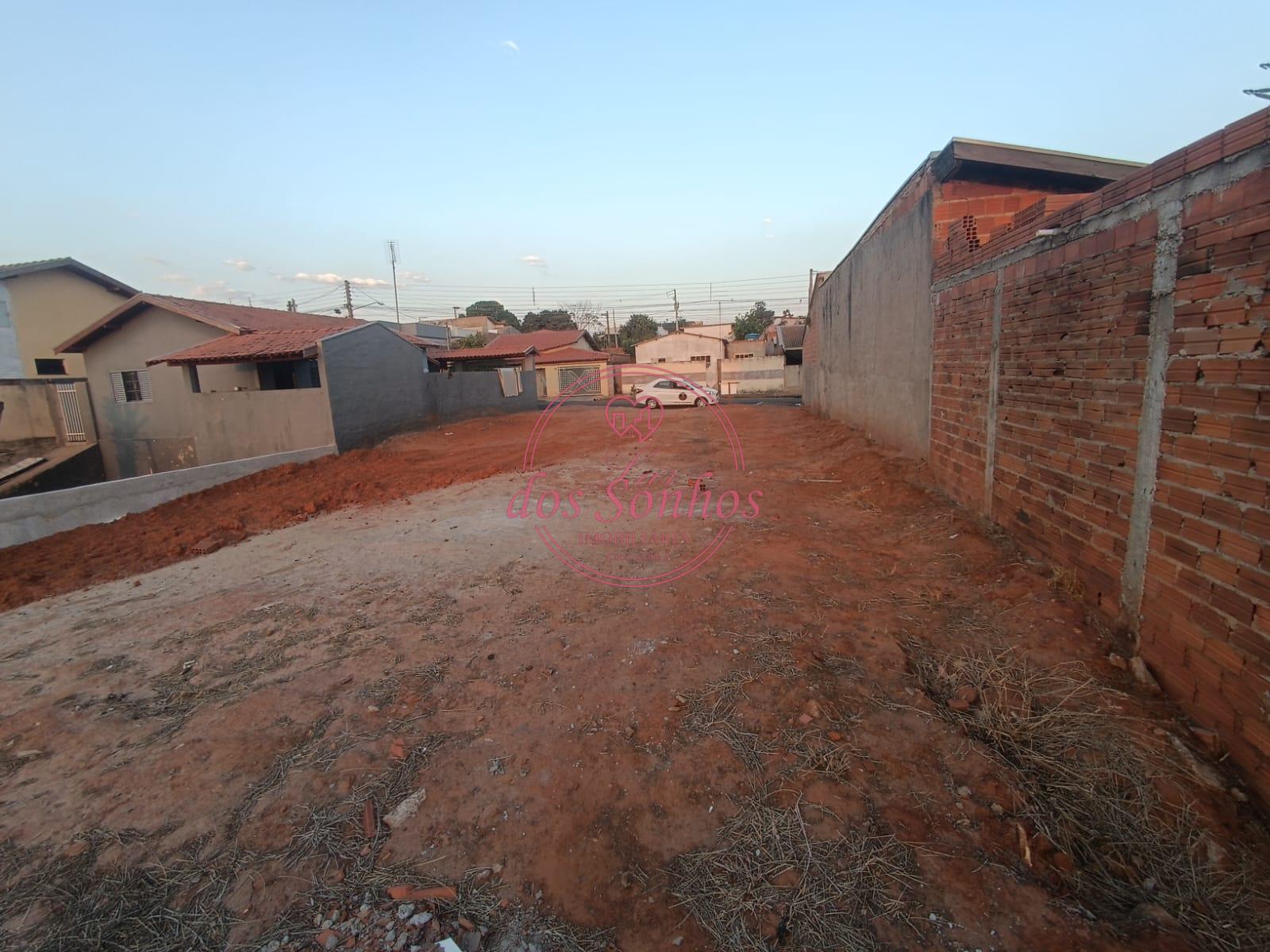 TERRENO À VENDA  ÓTIMA LOCALIZAÇÃO EM OSVALDO CRUZ - SP