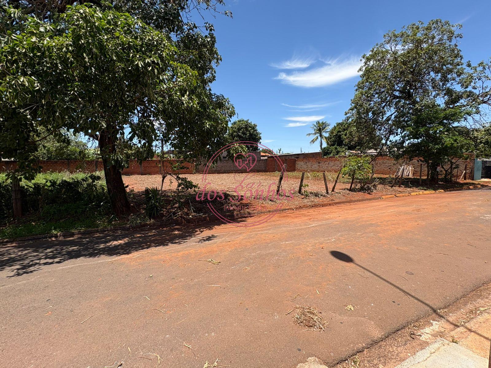 TERRENO À VENDA NO CENTRO DE MIRANTE DO PARANAPANEMA - SP
