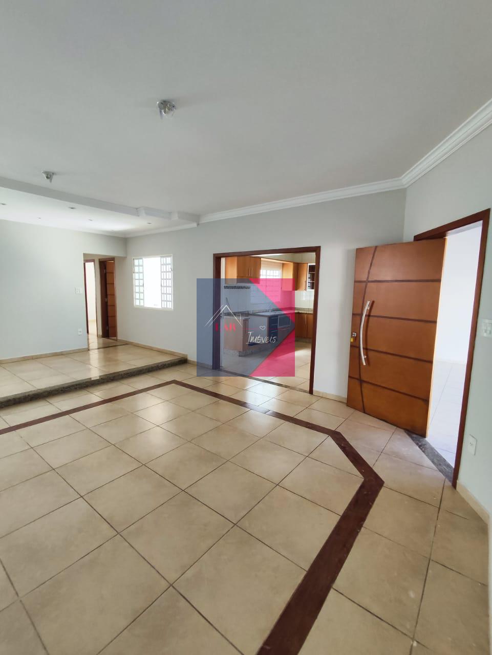Excelente Casa à venda, Bairro Morumbi II, POUSO ALEGRE - MG