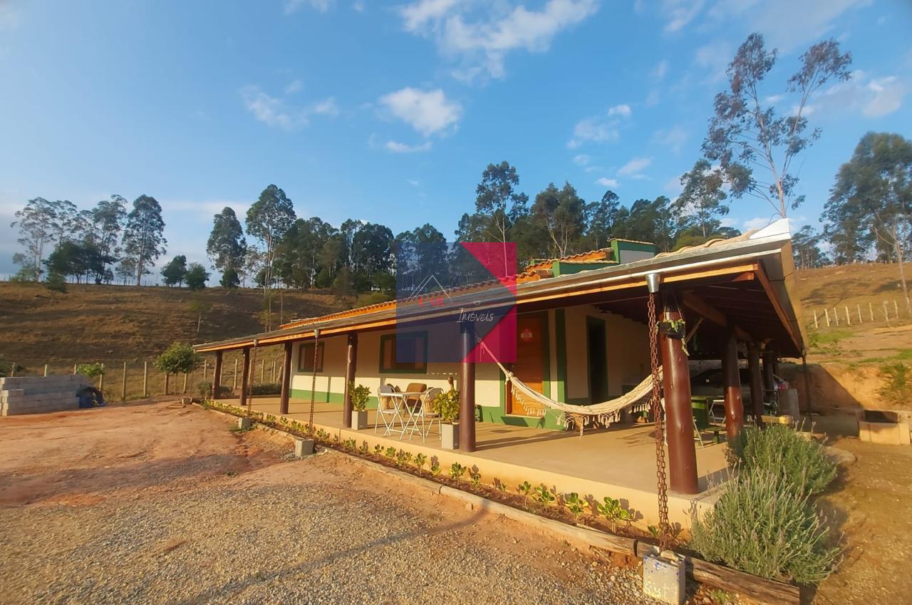 Sítio à venda de porteira fechada em SILVIANOPOLIS - MG