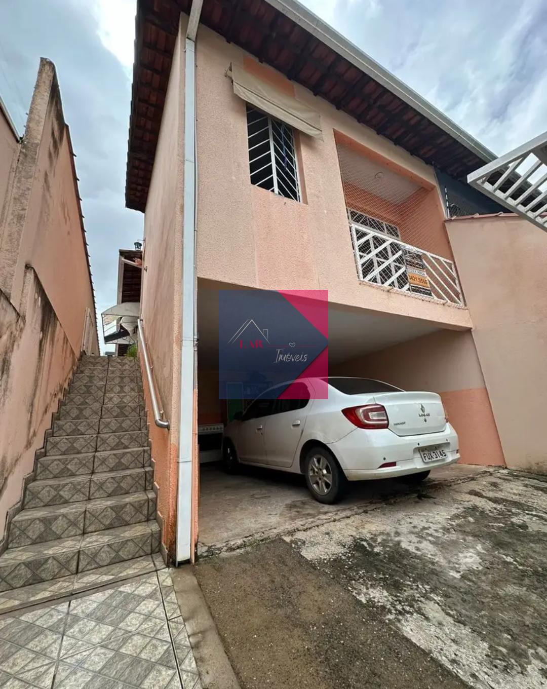 Uma bela casa com localização em bairro nobre de Pouso Alegre