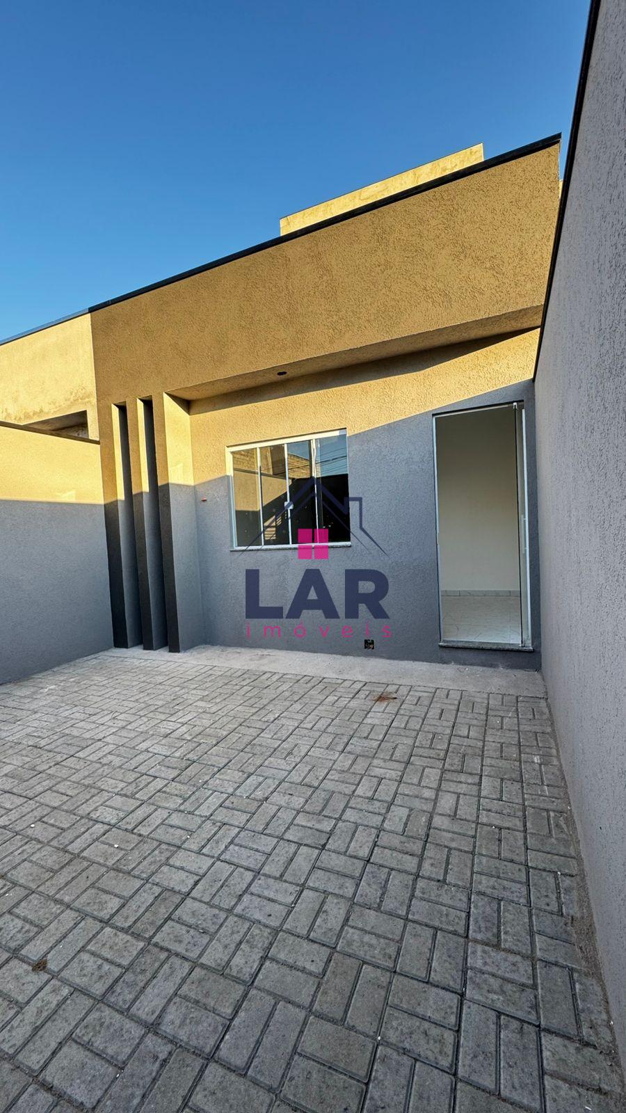 Vende-se uma casa localizada no bairro Parque Real, com excelente acabamento