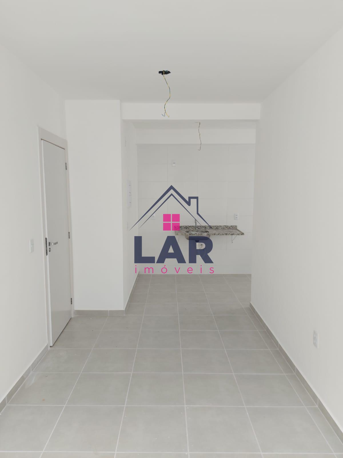 Vende-se apartamento localizado no bairro São João, com excelente acabamento