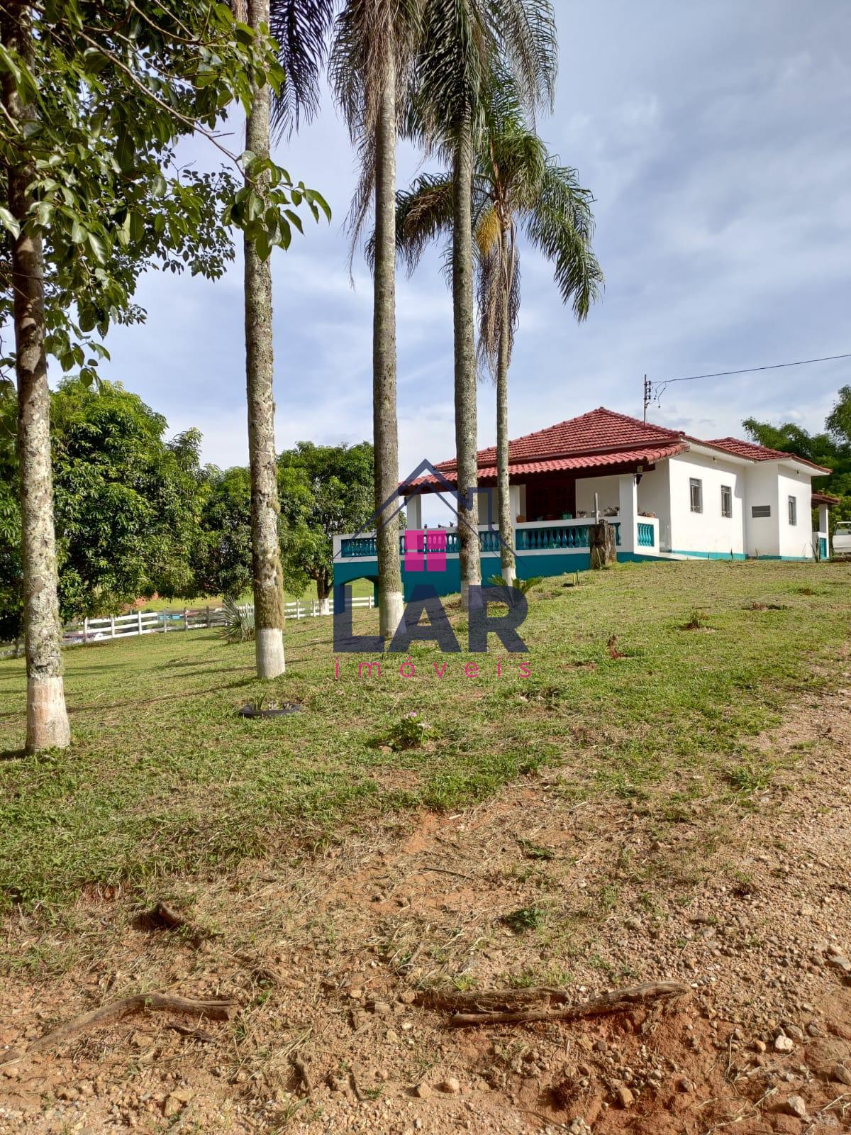 Refúgio na Serra, Viva em Contato com a Natureza, bela chácara a venda