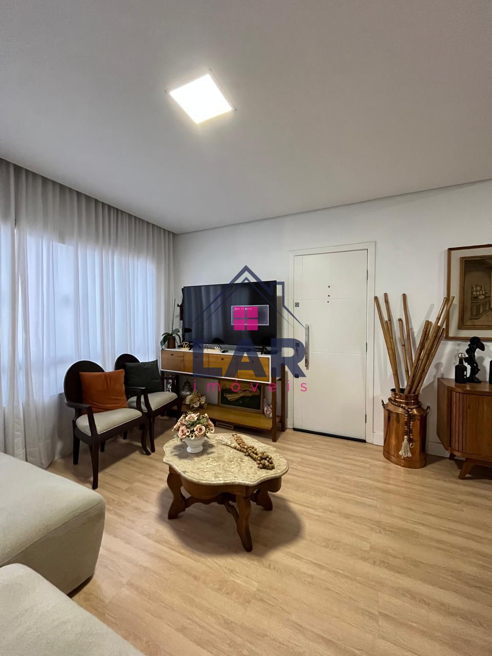 Apartamento à Venda, Excelente Oportunidade em Localização Privilegiada