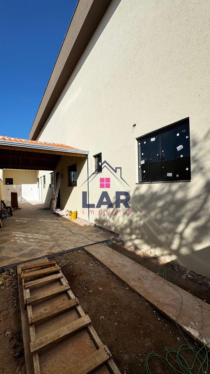 Oportunidade imperdível  casa à venda, conforto e praticidade.