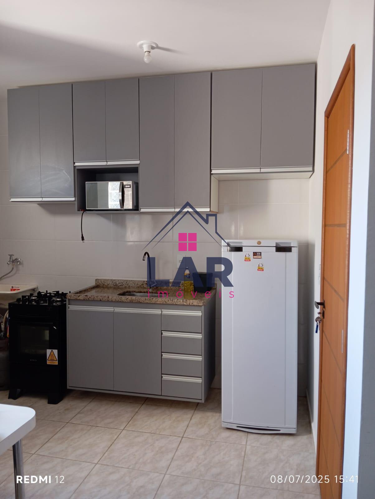 Vende-se Excelente apartamento com acabamento de primeira e ótima localização