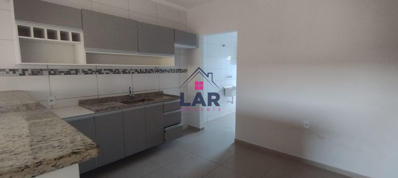 VENDE-SE APARATAMENTO COM EXCELENTE LOCALIZAÇÃO E ACABAMENTO