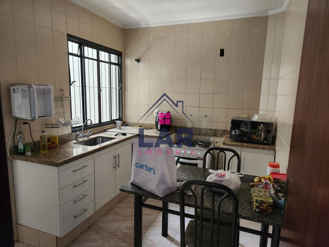 APARTAMENTO COM EXCELENTE LOCALIZAÇÃO COM VALOR CONDIZENTE EM POUSO ALEGRE
