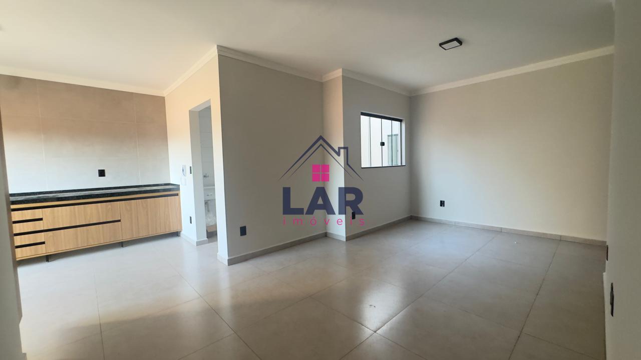 ALUGA-SE APARTAMENTO COM EXCELENTE LOCALIZAÇÃO E COM ACABAMENTO DE QUALIDADE