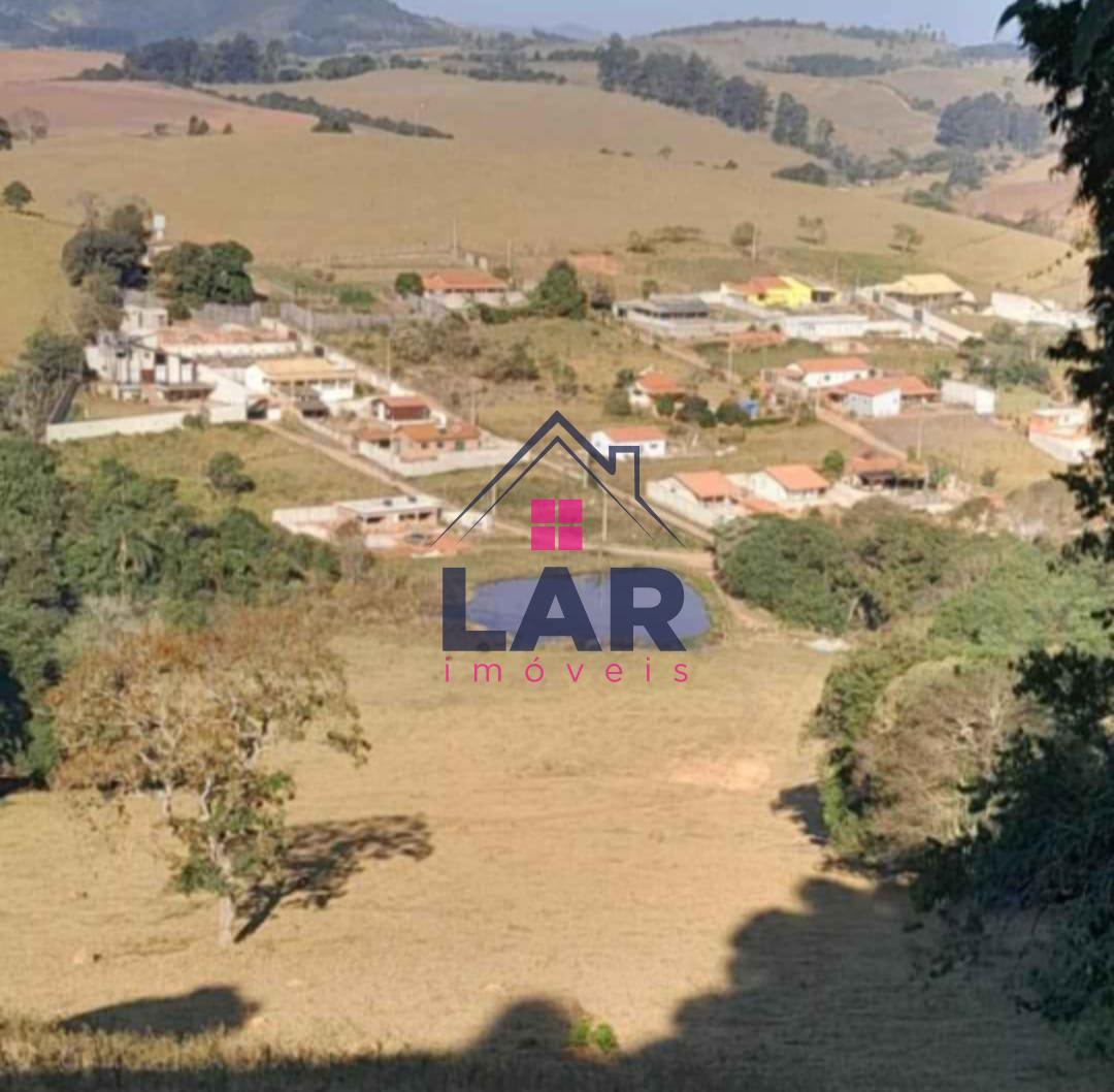 VENDO OU TROCO ? TERRENO ? CHACRINHA 500 MTS CONDOMÍNIO CANTA GALO.