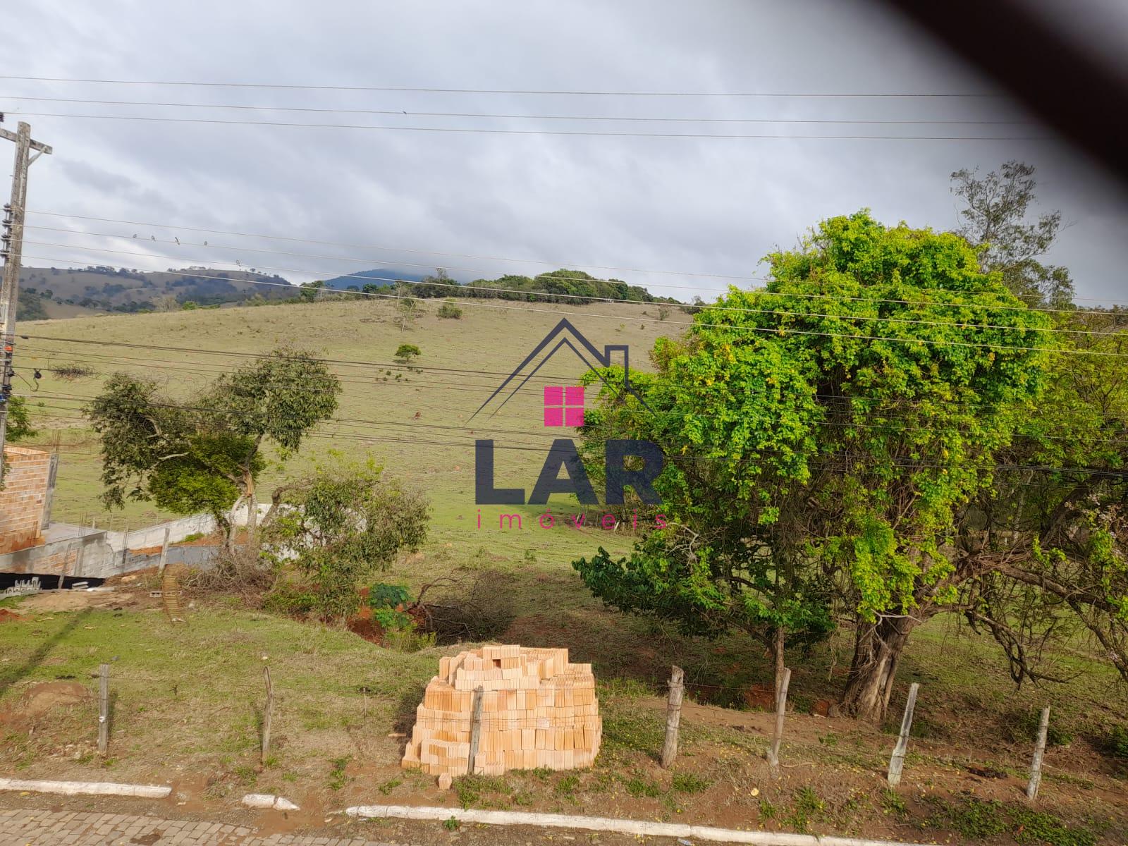 Vende-se terreno em Conceição dos Ouros Terreno com 250 m 