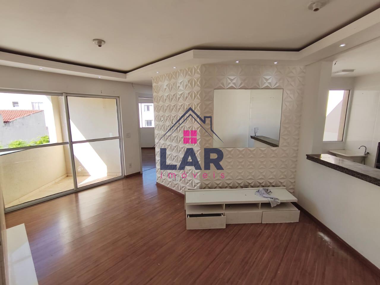 Apartamento reformado em Pouso Alegre  2 quartos, varanda e lazer completo no Vila Verde 