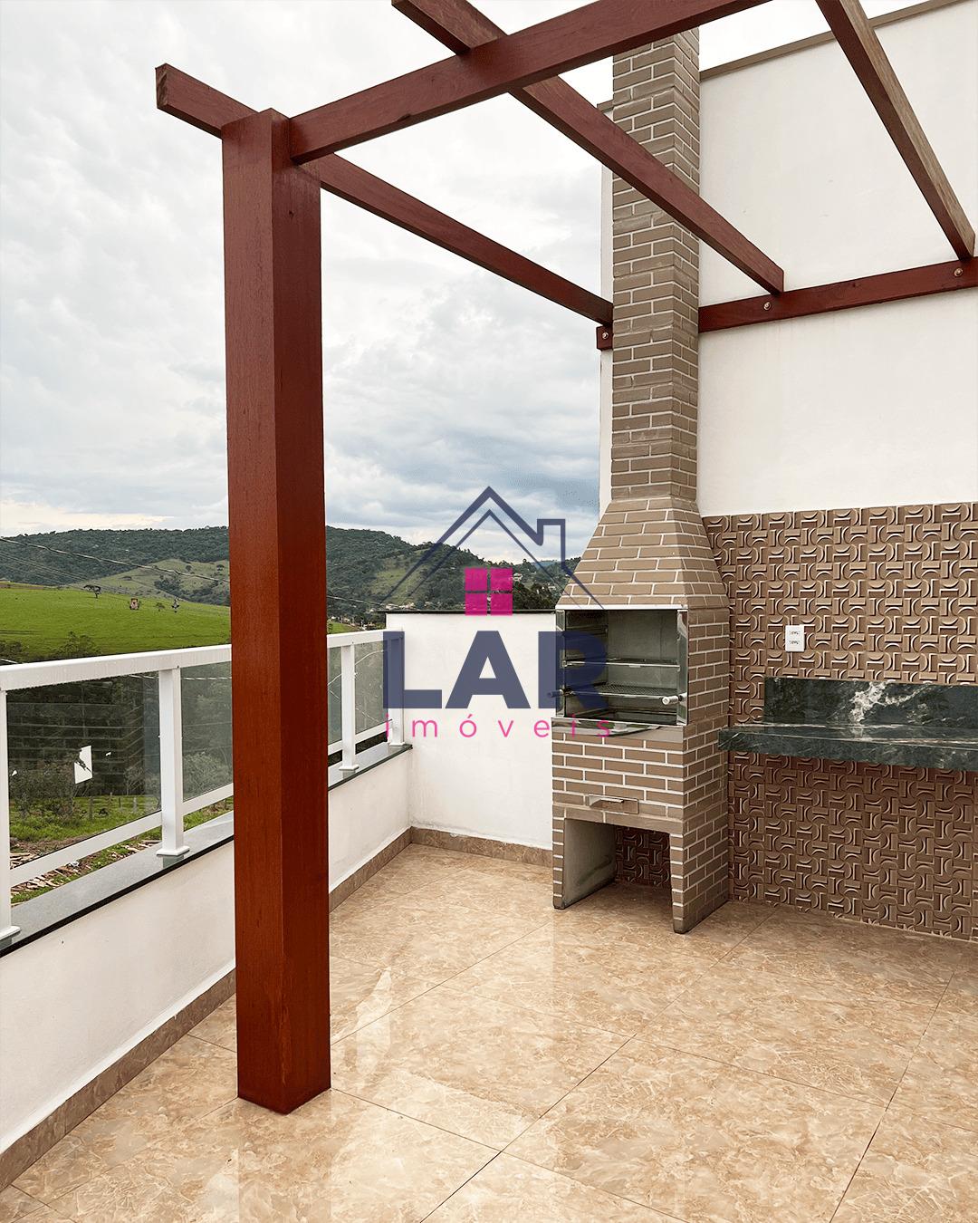 CASA DE ALTO PADRÃO A VENDA COM EXCELENTE LOCALIZAÇÃO E ACABAMENTO